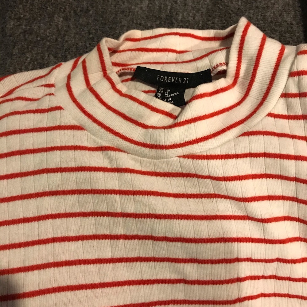 Forever 21 ribbed mockneck top
